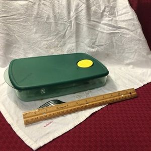 Tupperware Rock n serve